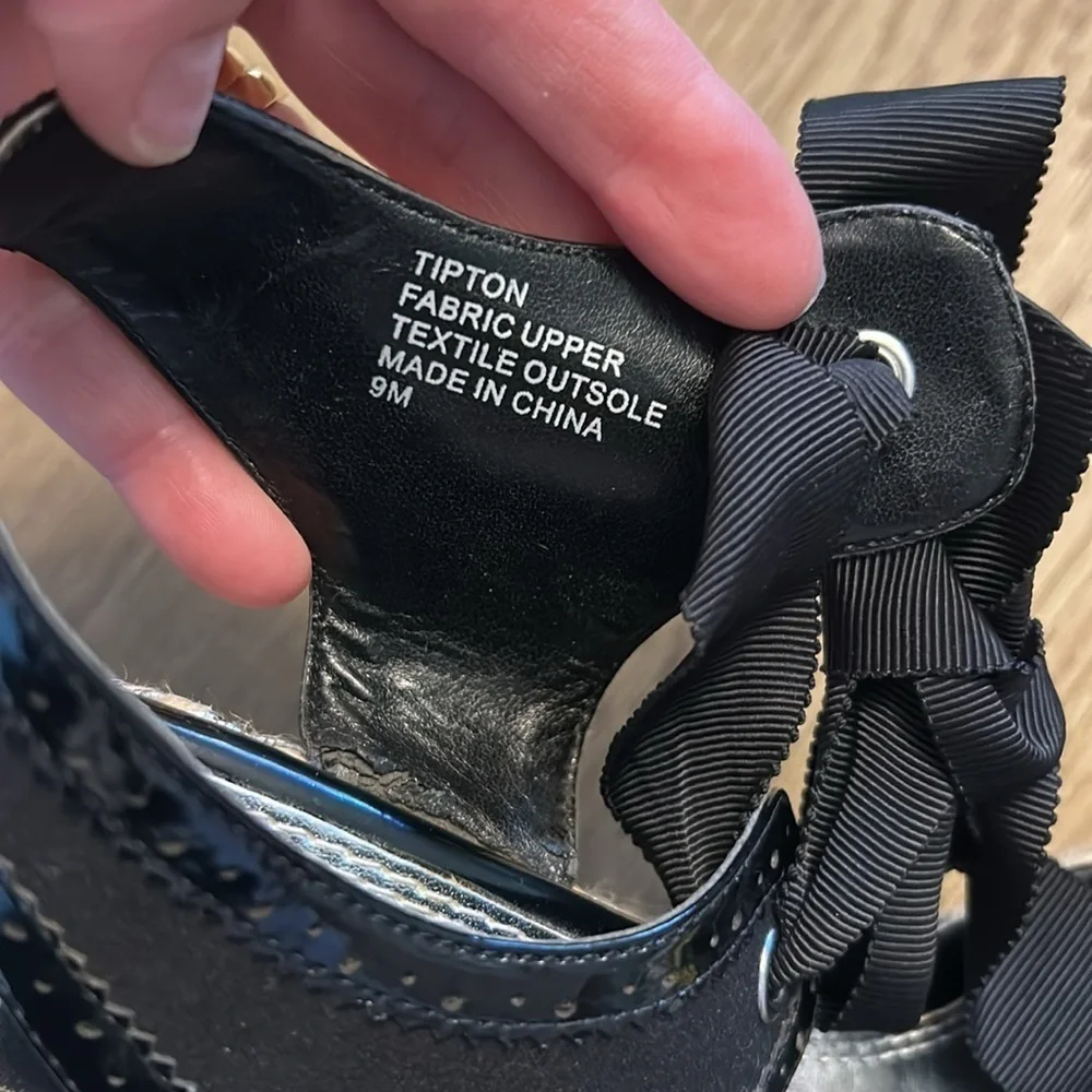 White House Black Market size 9 open toe Tipton wedge heel